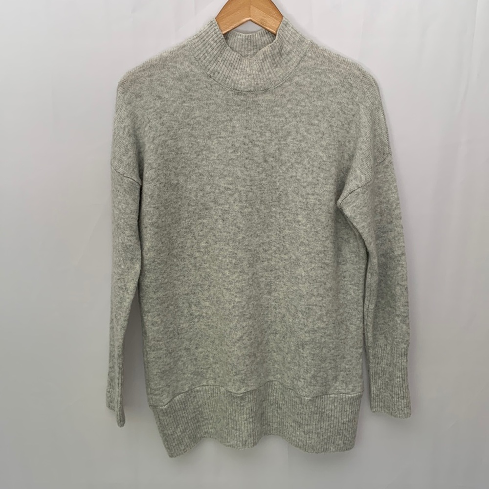 The Prairie by Rachel Ashwell Mock Neck Sweater Light Grey Soft Knit Medium